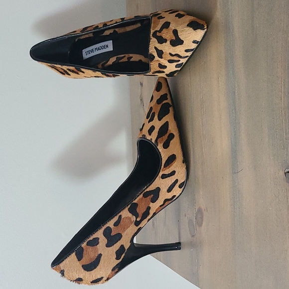 New no Box. Steve Madden Arouse Cheetah Print Pump. Size 9.
